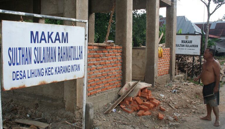 Keramat di Makam Sang Sultan